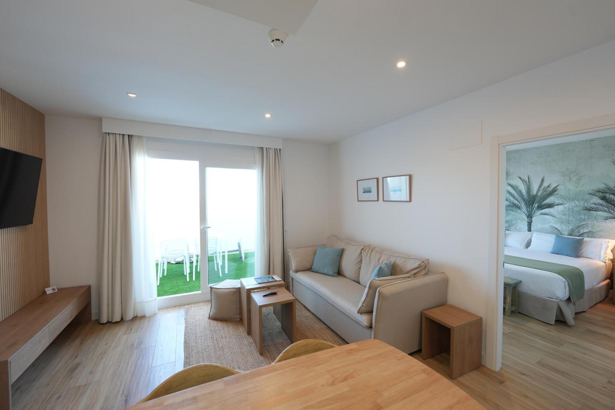 Punta Candor Suites Rota Εξωτερικό φωτογραφία