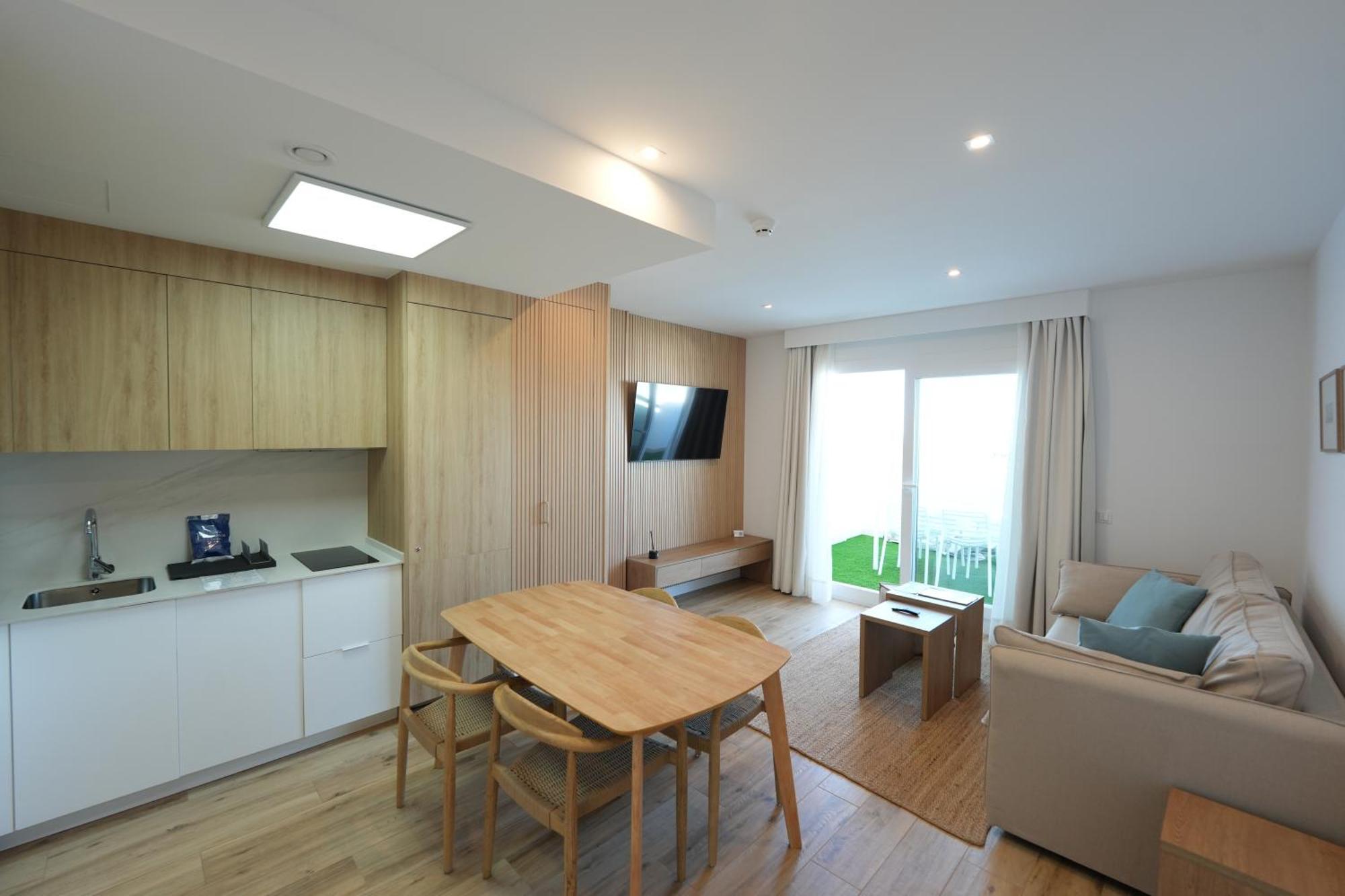 Punta Candor Suites Rota Εξωτερικό φωτογραφία